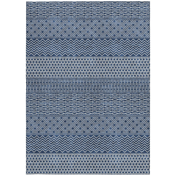 Homeroots 3' Washable Indoor Outdoor Area Rug With Chevron Design - Durable, Stain Resistant, Versatile Décor Navy Blue Polyester 612281