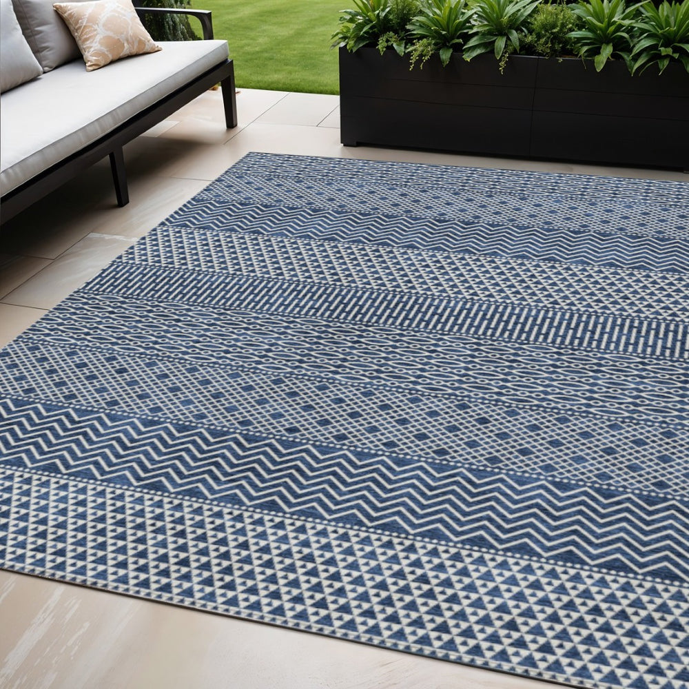 HomeRoots 5' Modern Navy Blue and Ivory Chevron Indoor Outdoor Area Rug – Durable, Washable, Stylish Design 5' X 8' 612281