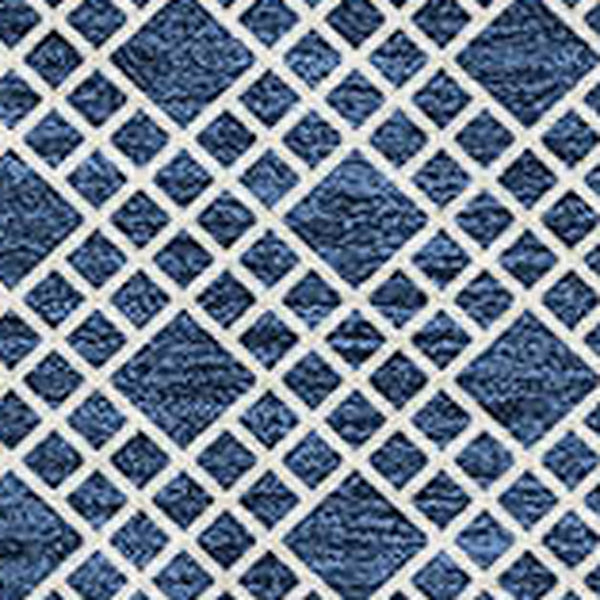 Homeroots 3' Washable Indoor Outdoor Area Rug With Chevron Design - Durable, Stain Resistant, Versatile Décor Navy Blue Polyester 612285