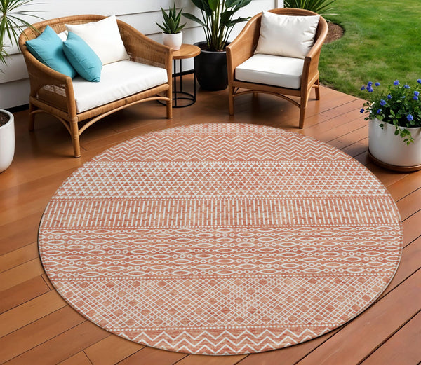 Homeroots 3' Washable Indoor Outdoor Area Rug With Chevron Design - Durable, Stain Resistant, Versatile Décor Salmon Polyester 612294
