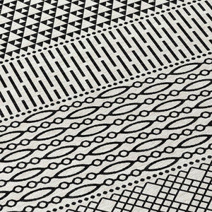 Homeroots 3' Washable Indoor Outdoor Area Rug With Chevron Design - Durable, Stain Resistant, Versatile Décor White Polyester 612300