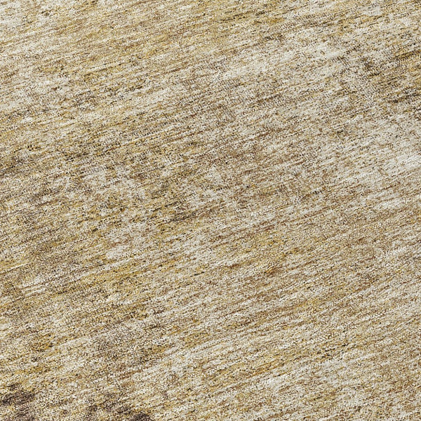 HomeRoots 5' Brown and Beige Abstract Area Rug – Stylish, Washable Design for Indoor and Outdoor Spaces 8' Round 612312