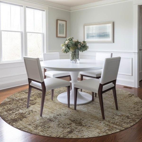 HomeRoots 5' Brown and Beige Abstract Area Rug – Stylish, Washable Design for Indoor and Outdoor Spaces 8' Round 612312