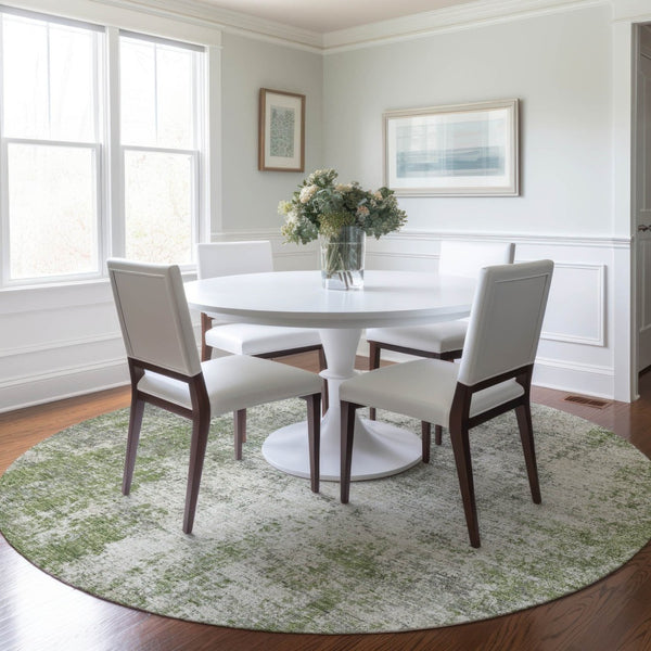 HomeRoots 5' Green and Ivory Abstract Area Rug – Stylish, Washable Design for Indoor and Outdoor Spaces 8' Round 612324