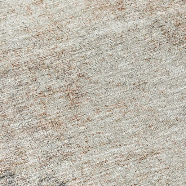 HomeRoots 5' Stylish Taupe and Ivory Abstract Indoor-Outdoor Rug - Durable, Washable, Versatile for Any Space 8' Round 612372