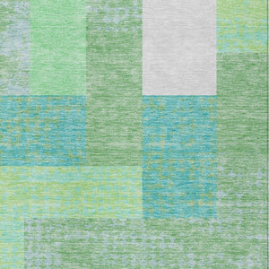 Homeroots 3' Stylish Geometric Washable Area Rug For Indoor/Outdoor Use - Durable, Stain Resistant Design Sage Polyester 612382