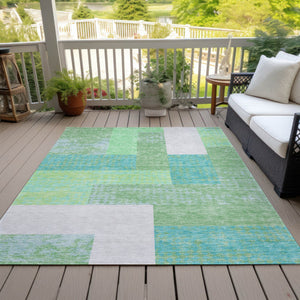 Homeroots 3' Stylish Geometric Washable Area Rug For Indoor/Outdoor Use - Durable, Stain Resistant Design Sage Polyester 612385