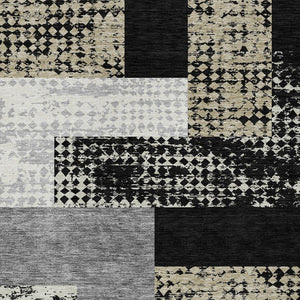 Homeroots 3' Stylish Geometric Washable Area Rug For Indoor/Outdoor Use - Durable, Stain Resistant Design Black Polyester 612389