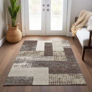 Homeroots 3' Stylish Geometric Washable Area Rug For Indoor/Outdoor Use - Durable, Stain Resistant Design Brown Polyester 612395