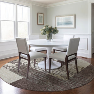 Homeroots 3' Stylish Geometric Washable Area Rug For Indoor/Outdoor Use - Durable, Stain Resistant Design Brown Polyester 612396