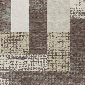 Homeroots 3' Stylish Geometric Washable Area Rug For Indoor/Outdoor Use - Durable, Stain Resistant Design Brown Polyester 612399