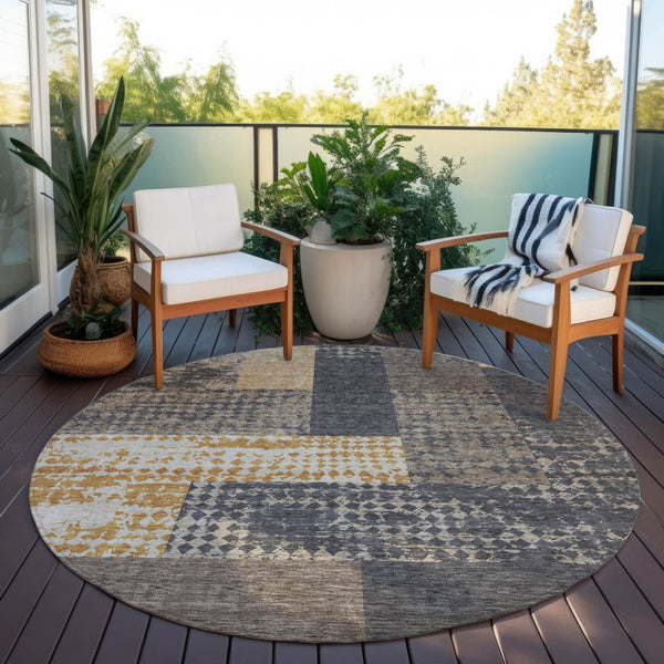 Homeroots 3' Stylish Geometric Washable Area Rug For Indoor/Outdoor Use - Durable, Stain Resistant Design Coffee Polyester 612402