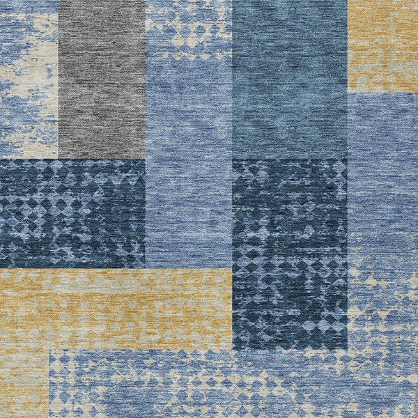 Homeroots 3' Stylish Geometric Washable Area Rug For Indoor/Outdoor Use - Durable, Stain Resistant Design Denim Blue Polyester 612406
