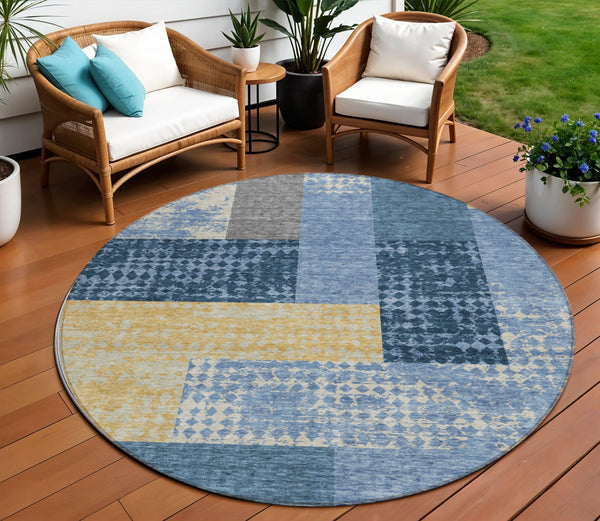 Homeroots 3' Stylish Geometric Washable Area Rug For Indoor/Outdoor Use - Durable, Stain Resistant Design Denim Blue Polyester 612408