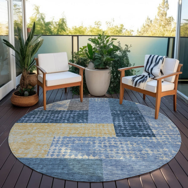 Homeroots 3' Stylish Geometric Washable Area Rug For Indoor/Outdoor Use - Durable, Stain Resistant Design Denim Blue Polyester 612408