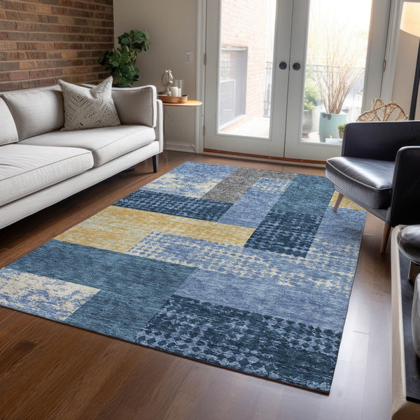 Homeroots 3' Stylish Geometric Washable Area Rug For Indoor/Outdoor Use - Durable, Stain Resistant Design Denim Blue Polyester 612409