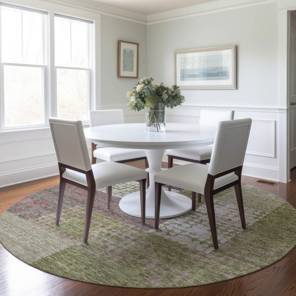 Homeroots 3' Stylish Geometric Washable Area Rug For Indoor/Outdoor Use - Durable, Stain Resistant Design Green Polyester 612414