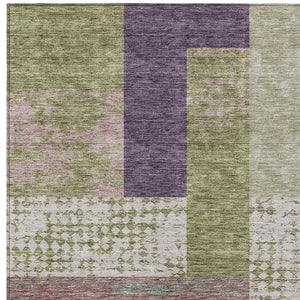 Homeroots 3' Stylish Geometric Washable Area Rug For Indoor/Outdoor Use - Durable, Stain Resistant Design Green Polyester 612417