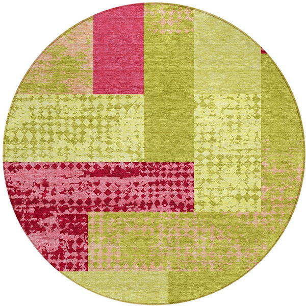 Homeroots 3' Stylish Geometric Washable Area Rug For Indoor/Outdoor Use - Durable, Stain Resistant Design Lime Green Polyester 612426