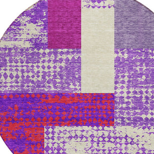 Homeroots 3' Stylish Geometric Washable Area Rug For Indoor/Outdoor Use - Durable, Stain Resistant Design Lavender Polyester 612432