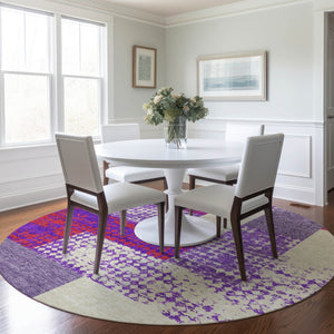 Homeroots 3' Stylish Geometric Washable Area Rug For Indoor/Outdoor Use - Durable, Stain Resistant Design Lavender Polyester 612432