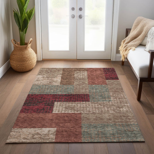 Homeroots 3' Stylish Geometric Washable Area Rug For Indoor/Outdoor Use - Durable, Stain Resistant Design Brown Polyester 612440