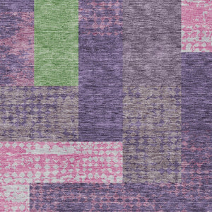 Homeroots 3' Stylish Geometric Washable Area Rug For Indoor/Outdoor Use - Durable, Stain Resistant Design Purple Polyester 612442