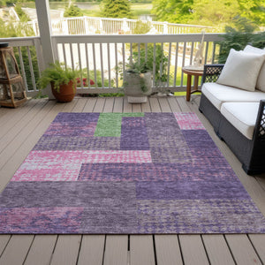 Homeroots 3' Stylish Geometric Washable Area Rug For Indoor/Outdoor Use - Durable, Stain Resistant Design Purple Polyester 612447