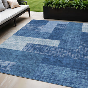 Homeroots 3' Stylish Geometric Washable Area Rug For Indoor/Outdoor Use - Durable, Stain Resistant Design Navy Blue Polyester 612449