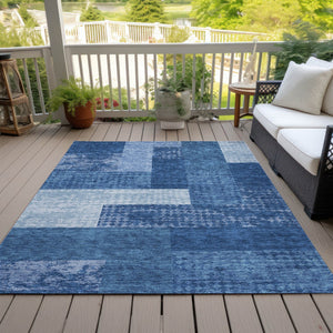 Homeroots 3' Stylish Geometric Washable Area Rug For Indoor/Outdoor Use - Durable, Stain Resistant Design Navy Blue Polyester 612449