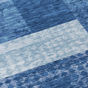 Homeroots 3' Stylish Geometric Washable Area Rug For Indoor/Outdoor Use - Durable, Stain Resistant Design Navy Blue Polyester 612450