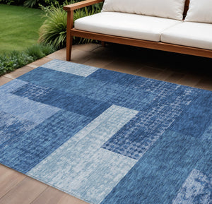 Homeroots 3' Stylish Geometric Washable Area Rug For Indoor/Outdoor Use - Durable, Stain Resistant Design Navy Blue Polyester 612451