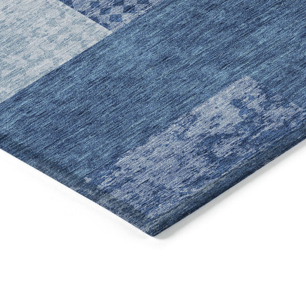 Homeroots 3' Stylish Geometric Washable Area Rug For Indoor/Outdoor Use - Durable, Stain Resistant Design Navy Blue Polyester 612453