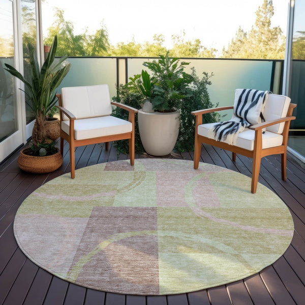 Homeroots 3' Abstract Washable Indoor Outdoor Area Rug In Stylish Mint Green Design For Versatile Spaces Blush Polyester 612559