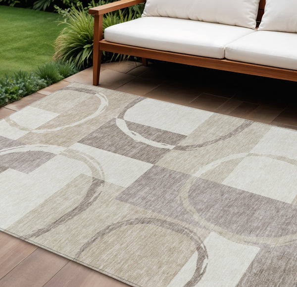 Homeroots 3' Abstract Washable Indoor Outdoor Area Rug In Stylish Mint Green Design For Versatile Spaces Ivory Polyester 612585