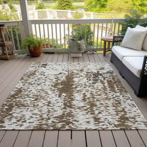 Homeroots 3' Indoor Outdoor Abstract Washable Area Rug - Stylish, Durable, Stain Resistant For Any Space Brown Polyester 612606