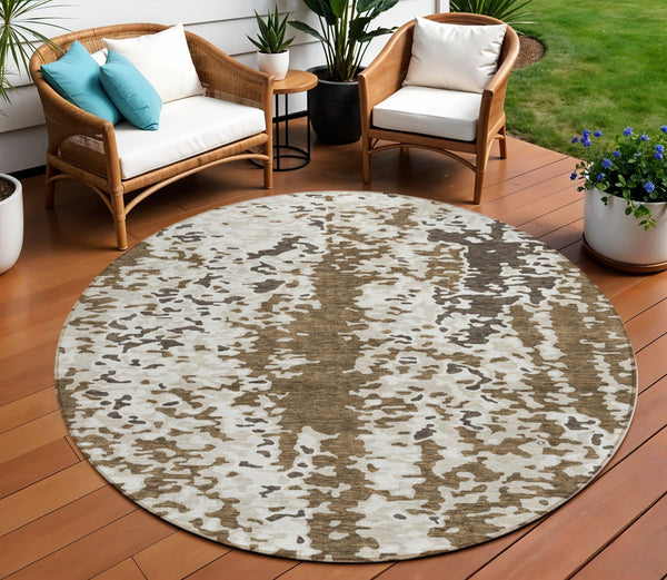 Homeroots 3' Indoor Outdoor Abstract Washable Area Rug - Stylish, Durable, Stain Resistant For Any Space Brown Polyester 612607