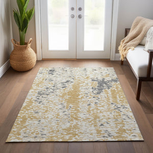 Homeroots 3' Indoor Outdoor Abstract Washable Area Rug - Stylish, Durable, Stain Resistant For Any Space Gold Polyester 612615