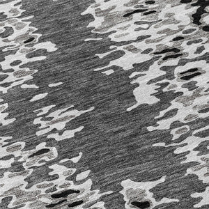 Homeroots 3' Indoor Outdoor Abstract Washable Area Rug - Stylish, Durable, Stain Resistant For Any Space Gray Polyester 612619