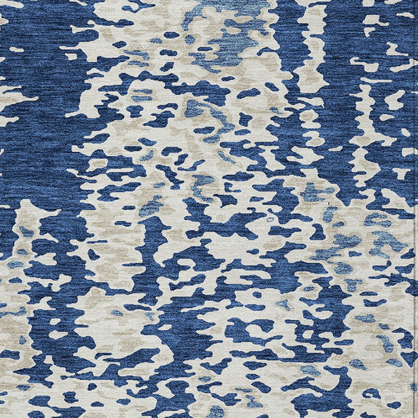 Homeroots 3' Indoor Outdoor Abstract Washable Area Rug - Stylish, Durable, Stain Resistant For Any Space Navy Blue Polyester 612629