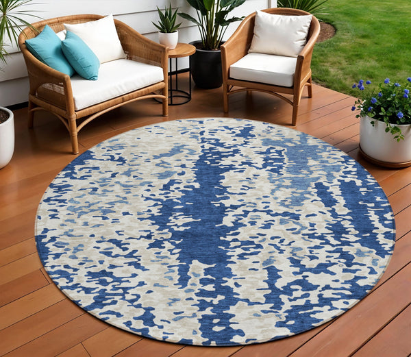 Homeroots 3' Indoor Outdoor Abstract Washable Area Rug - Stylish, Durable, Stain Resistant For Any Space Navy Blue Polyester 612631