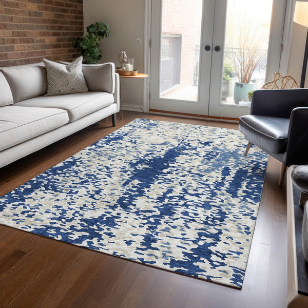 Homeroots 3' Indoor Outdoor Abstract Washable Area Rug - Stylish, Durable, Stain Resistant For Any Space Navy Blue Polyester 612632