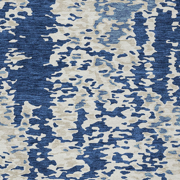 Homeroots 3' Indoor Outdoor Abstract Washable Area Rug - Stylish, Durable, Stain Resistant For Any Space Navy Blue Polyester 612634