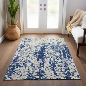 Homeroots 3' Indoor Outdoor Abstract Washable Area Rug - Stylish, Durable, Stain Resistant For Any Space Navy Blue Polyester 612634