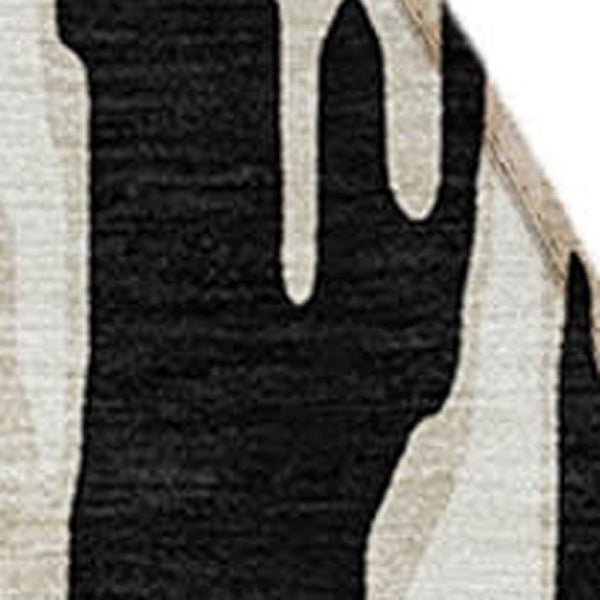 HomeRoots 5' Black and Ivory Abstract Area Rug – Durable, Washable Design for Indoor and Outdoor Use 8' Round 612637