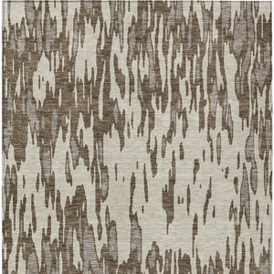 HomeRoots 5' Washable Brown and Ivory Abstract Area Rug - Stylish, Durable Design for Indoor and Outdoor Use 5' X 8' 612642