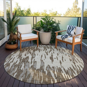 HomeRoots 5' Washable Brown and Ivory Abstract Area Rug - Stylish, Durable Design for Indoor and Outdoor Use 8' Round 612643