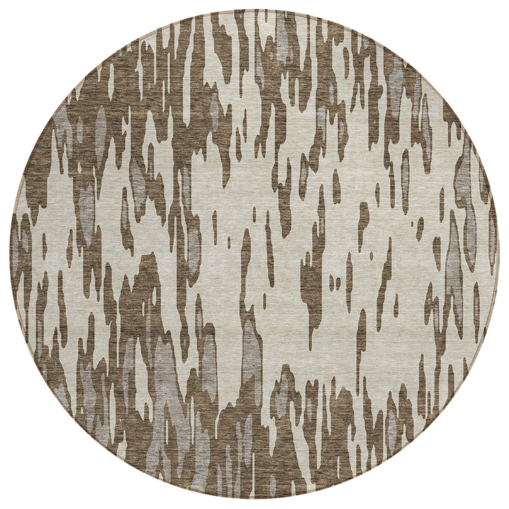 HomeRoots 5' Washable Brown and Ivory Abstract Area Rug - Stylish, Durable Design for Indoor and Outdoor Use 8' Round 612643