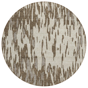 HomeRoots 5' Washable Brown and Ivory Abstract Area Rug - Stylish, Durable Design for Indoor and Outdoor Use 8' Round 612643
