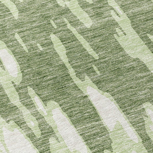 HomeRoots 5' Green and Ivory Abstract Washable Area Rug - Durable, Stylish Design for Indoor and Outdoor Spaces 8' Round 612655